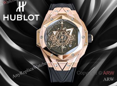 High Quality Replica HUBLOT BIG BANG SANG BLEU II Black Fluororubber Strap Black Skeletonized Geometric Face Dial Titanium With Diamond-Set Case Watch 45mm